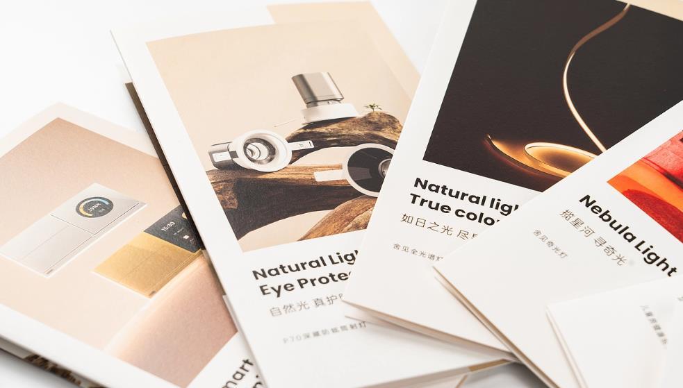 上海折頁印刷設(shè)計需要注意什么？吉印通設(shè)計師分享 5 個要點